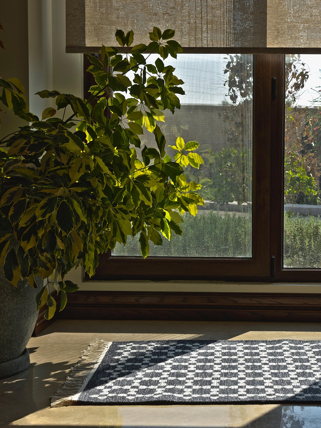 Noor (Light) - Image 4